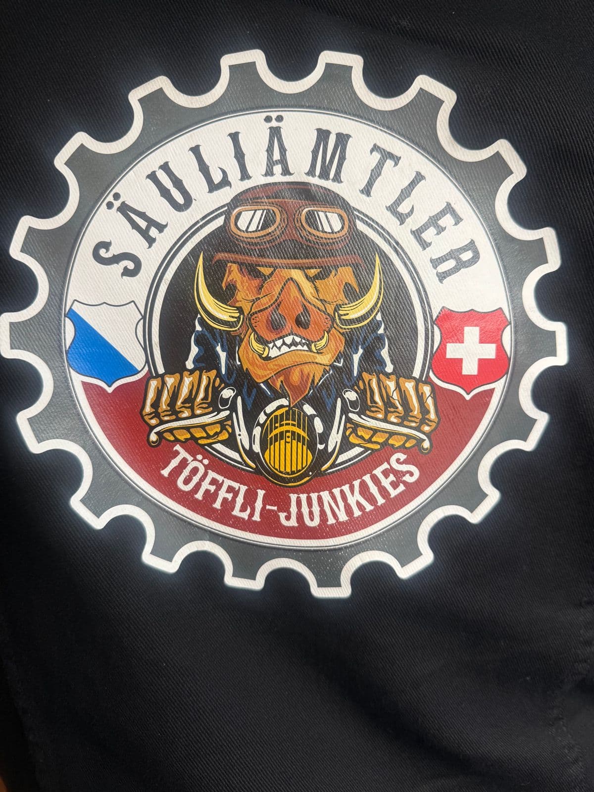 Vereinsabzeichen der Säuliämtler Töffli-Junkies